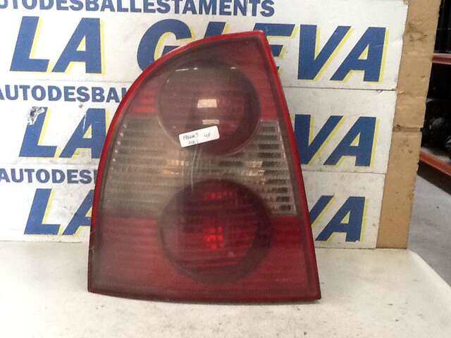 Piloto Trasero Izquierdo Volkswagen Passat 1.9 TDI