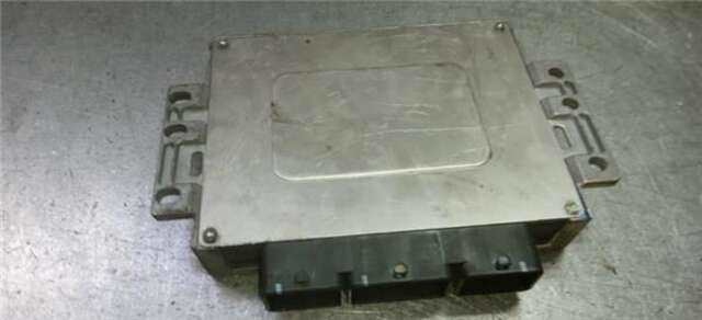 Foto 2ª: Centralita Motor ECU Renault Laguna 2.0 AUTHENTIQUE [2.0 LTR. - 99 KW] [F4RJ7]