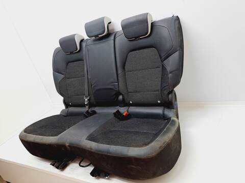 Foto 3ª: Asientos Traseros Renault Captur INTENS 116CV 85KW [K9KU872] (2020)