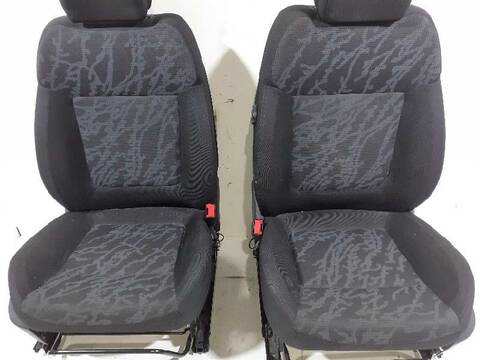 Foto 2ª: Asientos Traseros Peugeot 3008 1.6 HDI FAP CAT 9HZ - DV6TED4) 109CV 80KW (2009)