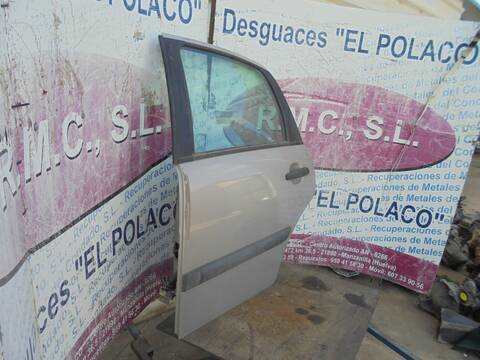 Foto 2ª: Puerta Trasera Izquierda Citroen C3 1.1 MAGIC 60CV 44KW [HFX] (2003)