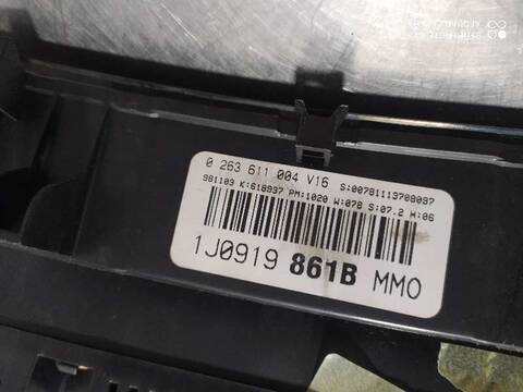 Foto 3ª: Cuadro de Instrumentos Volkswagen Golf BASICO BERLINA 90CV 66KW [ALH] (1999)