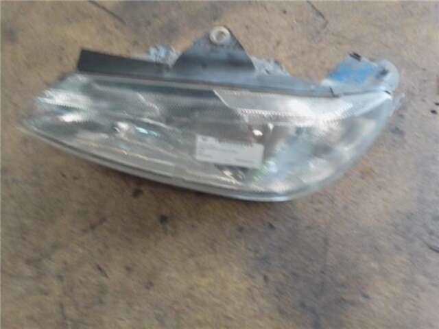 Faro Izquierdo Peugeot 406 1.9 TD