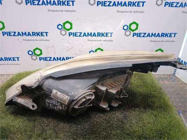 Foto 2ª: Faro Derecho Opel Corsa 1.2 ENJOY [1.2 LTR. - 59 KW 16V CAT (Z 12 XEP - LB4)] [Z12XEP]