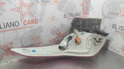 Foto 3ª: Piloto Trasero Derecho Ford Kuga TITANIUM 180CV 132KW [T8MA] (2016)