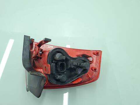 Foto 3ª: Piloto Trasero Derecho Seat Exeo STYLE BERLINA 150CV 110KW [CFM] (2008)