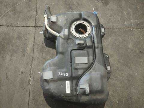 Foto 2ª: Deposito de Combustible Mercedes Clase GLB 200 2.0 D 150CV 110KW AUT. 4MATIC 247.613 [654920] (2023)