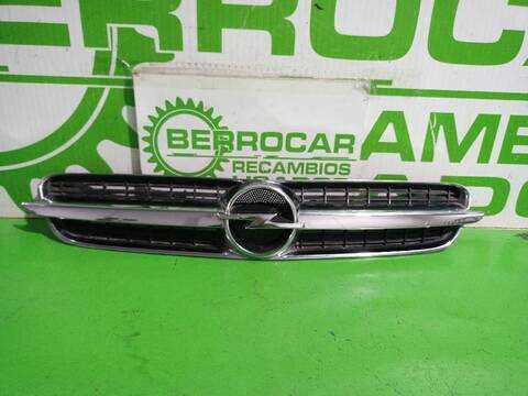 Rejilla Delantera Opel Vectra GTS 125CV