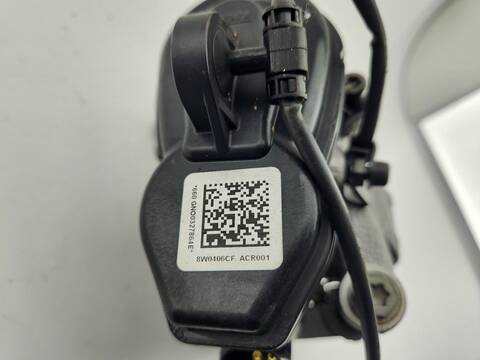 Foto 4ª: Pedal Embrague Audi A4 35 TDI S LINE 4P) BERLINA 163CV 120KW [DTNA] (2024)