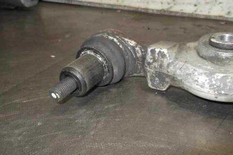 Foto 4ª: Brazo Suspension Delantero Izquierdo Volkswagen Passat V6 TDI COMFORTLINE FAMILY 4MOTION BERLINA 180CV 132KW [BAU] (2003)