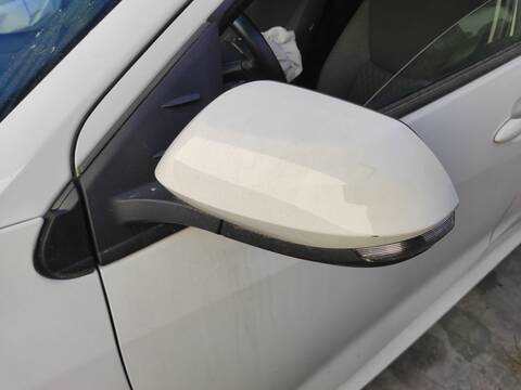 Retrovisor Izquierdo Toyota Yaris M15A