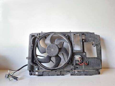 Foto 3ª: Electroventilador Peugeot Partner COMBI PRO 69CV (2002)