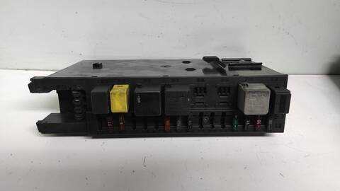 Foto 3ª: Caja Reles Fusibles Mercedes Clase C 160 612962 BERLINA (2003)