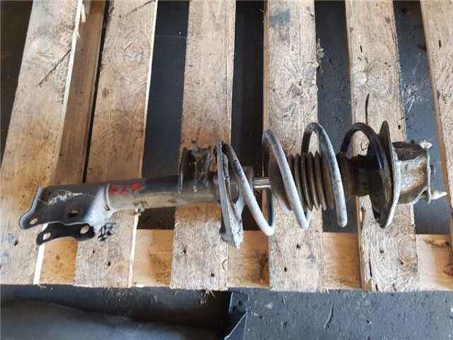 Amortiguador Delantero Izquierdo Mercedes Clase A 140 1.6 160 (168.033) [1.6 LTR. - 75 KW CAT]