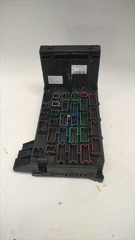 Foto 3ª: Caja Reles Fusibles Mercedes Clase ML 320 3.2 GASOLINA [M 112 942] (2001)