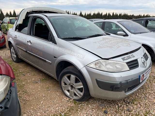 Foto 2ª: LLanta Aleacion Renault Megane 1.5 DCI 100cv [K9K728] (2004)