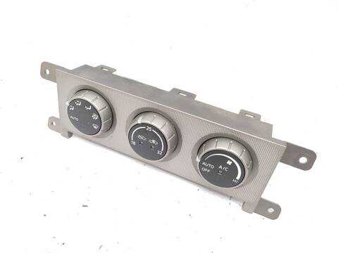 Foto 3ª: Mando Climatizador Nissan Patrol 3.0 DTI 160CV 118KW [ZD30] (2007)