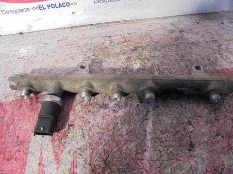 Foto 3ª: Rampa Inyectora Renault Laguna 1.9 DCI DIESEL CAT 107CV 79KW [F9Q T7] (2001)