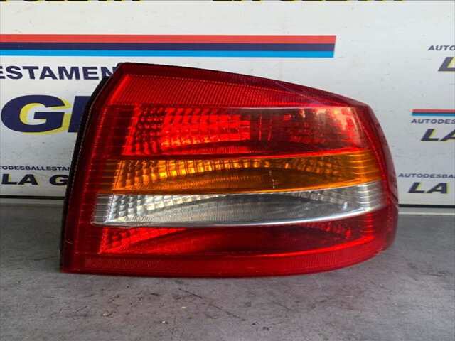 Piloto Trasero Derecho Opel Astra 1.7 CDTI