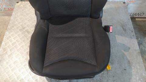 Foto 2ª: Asiento Delantero Derecho Peugeot 308 114CV 84KW