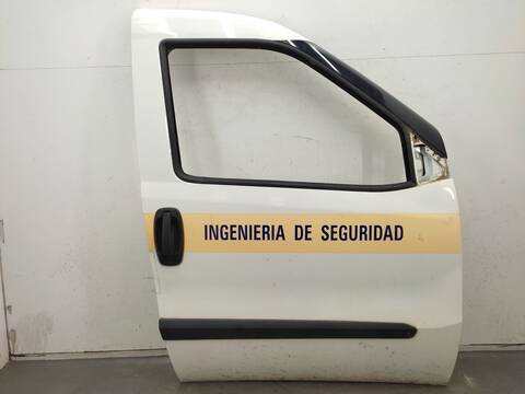 Puerta Delantera Derecha Opel Combo 1.3 CDTI B05) 90CV 66KW FURGON