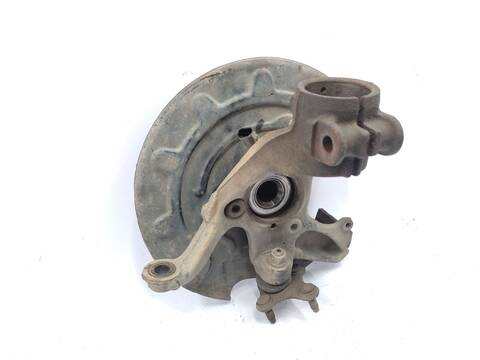 Foto 3ª: Mangueta Delantera Izquierda Skoda Octavia 1.6 TDI 105CV 77KW [CLHA] (2015)