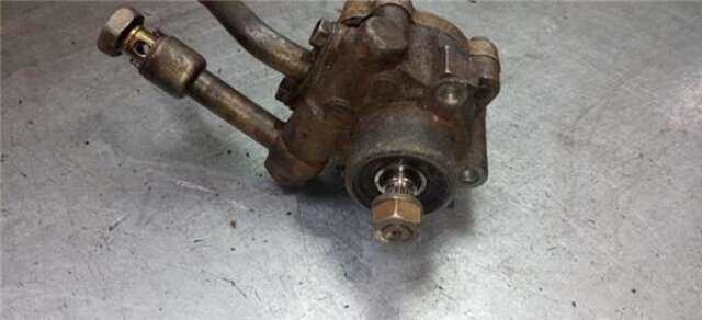 Bomba Servodireccion Nissan Navara 2.5 DCI