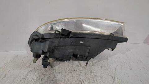 Foto 3ª: Faro Derecho Renault Megane 1.6 16V LA00 LA04 LA0B LA11 LA16 LA19 LA1J LA1K ... 107CV [K4M 700 K4M 701 K4M 706 K4M 708 K4M 709] (1996)