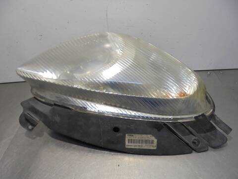 Foto 3ª: Faro Derecho Citroen Xsara 2.0 HDI CAT RHY - DW10TD) PICASSO 90CV 66KW (2004)