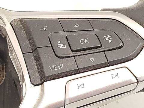 Foto 3ª: Volante Volkswagen Golf 1.0 TSI 110CV 81KW [DLAA] (2023)