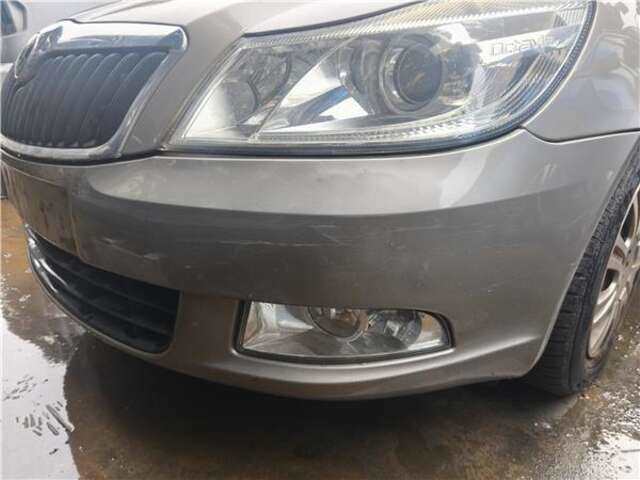 Foto 3ª: Paragolpes Delantero Skoda Octavia 1.8 EXECUTIVE [1.8 LTR. - 118 KW 16V TSI] [CDA]