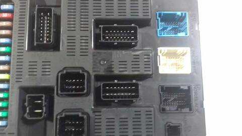 Foto 2ª: Caja Reles Fusibles Peugeot 207 SPORT 120CV 88KW [5FW] (2007)