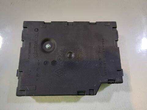 Foto 2ª: Centralita Motor ECU Renault Clio TECHNOFEEL 90CV 66KW [H4B408] (2015)