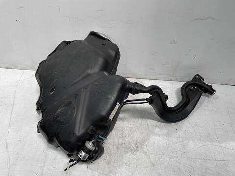 Foto 3ª: Deposito de Combustible Skoda Yeti ACTIVE 105CV 77KW [CBZB] (2014)