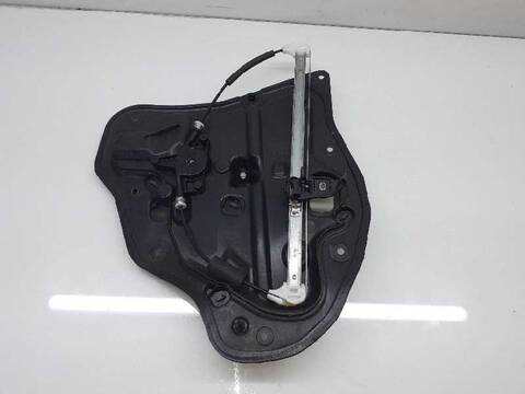 Foto 3ª: Elevalunas Manual Trasero Izquierdo Mazda CX3 2.0 G CAT 121CV 89KW [PE] (2019)