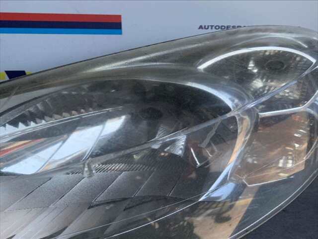 Foto 2ª: Faro Izquierdo Peugeot Partner 1.6 HDI 75CV 0CV [9HT] (2009)