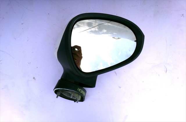 Retrovisor Derecho Seat Ibiza 1.6 TDI MODELO 6J,2008-2012