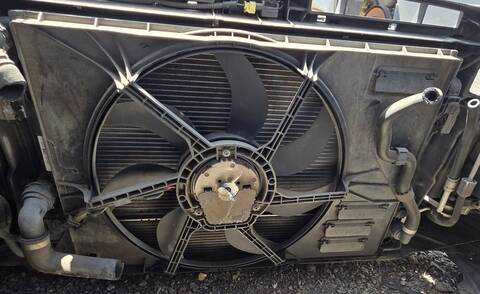 Electroventilador Volkswagen Golf EDITION BLUEMOTION TECH. 105CV 77KW