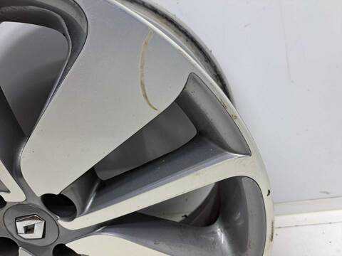 Foto 3ª: LLanta Chapa Renault Clio 90CV 66KW [K9K C612] (2014)