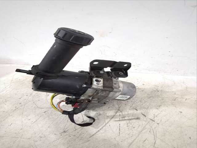 Foto 3ª: Bomba Servodireccion Citroen C4 1.6 HDI 90CV 66KW [9HV (DV6TED4B),9HV (DV6TED4BU),9HX (DV6ATED4)]