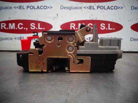 Foto 2ª: Cerradura Puerta Trasera Derecha Citroen Xsara 1.9 D SX BERLINA 69CV 51KW [WJY] (2001)