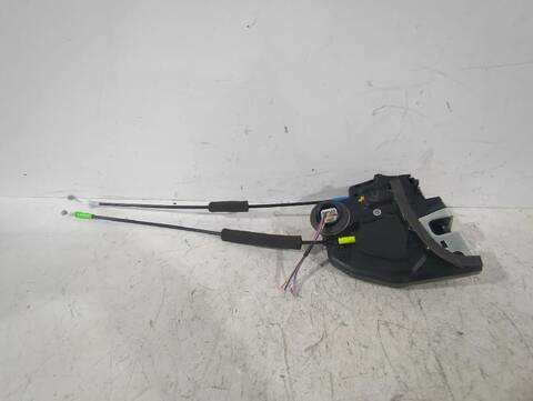 Foto 3ª: Cerradura Puerta Trasera Izquierda Toyota Corolla 1.8 VVTI HYBRID ZWE219) 140CV [2ZR-FXE] (2018)