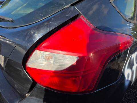 Piloto Trasero Derecho Ford Focus AMBIENTE 105CV 77KW