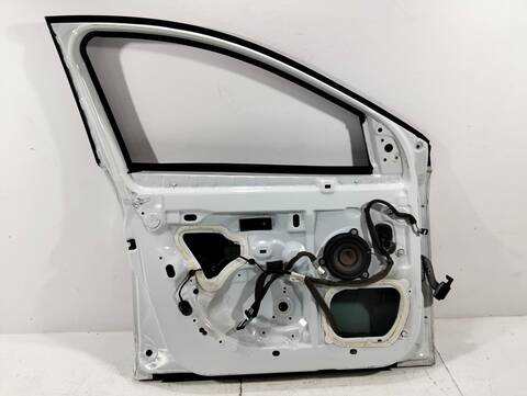 Foto 3ª: Puerta Delantera Izquierda Renault Megane 1.2 16V TCE 116CV (2008)