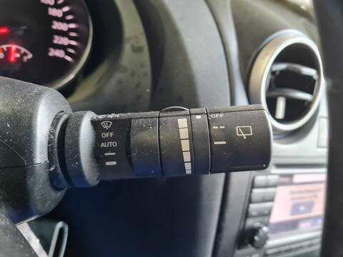 Mando Multifuncion Nissan Qashqai ACENTA 4X4 141CV 104KW