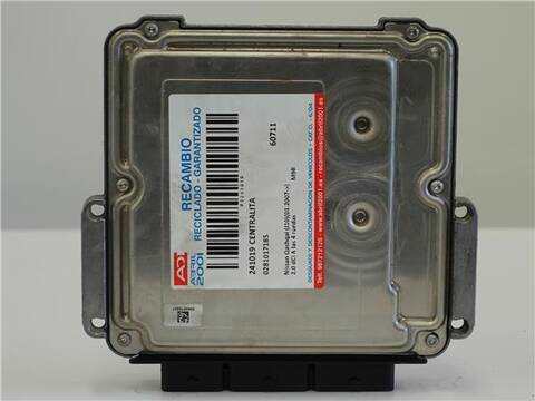 Foto 1ª: Centralita Motor ECU Nissan Qashqai 2.0 DCI A LAS 4 RUEDAS 150CV 110KW [M9R] (2013)