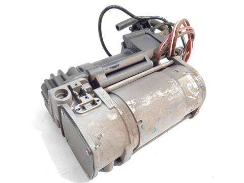 Foto 1ª: Bomba de Suspension Bmw Serie 5 520 D 184CV 135KW TOURING F11) [N47D20C] (2013)