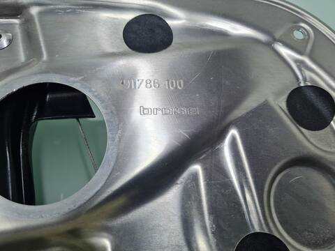 Foto 2ª: Elevalunas Manual Trasero Izquierdo Mercedes Clase C 160 220 T CDI 204.208) 170CV 125KW FAMILIAR [OM646811] (2008)