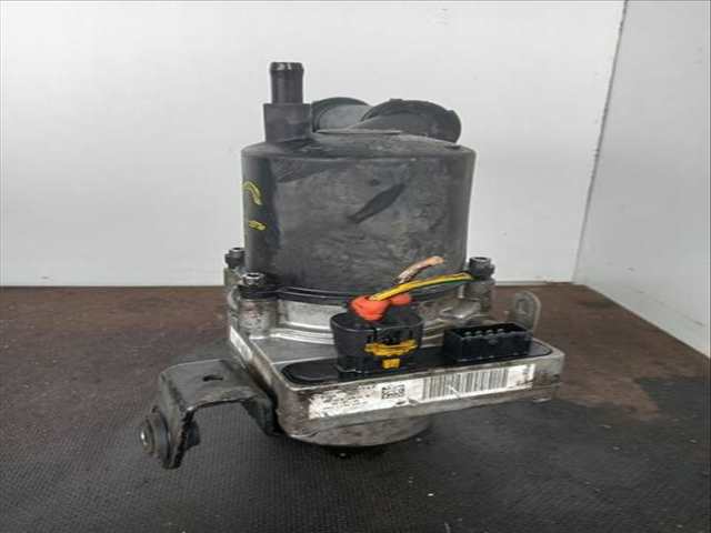 Foto 3ª: Bomba de Direccion Citroen C4 VTR PLUS 109CV (2004)