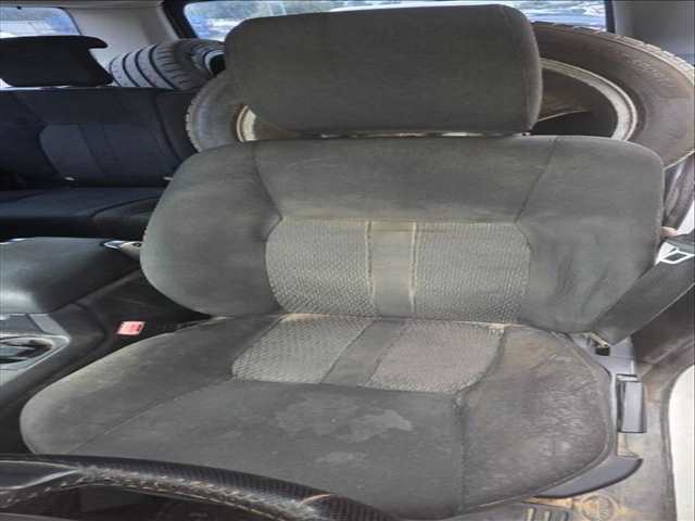 Foto 2ª: Asientos Traseros Land Rover Discovery 276DT AUT. (2009)